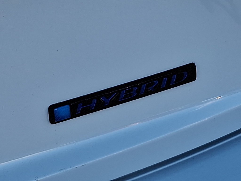 Certified Used 2026 Platinum White Pearl Honda 2WD Sport Hybrid image 34