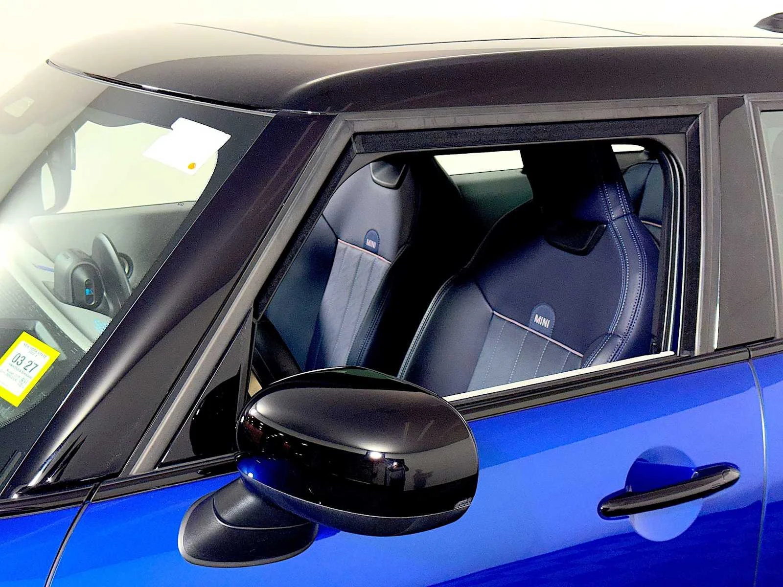 2025 MINI Hardtop 4 Door S - Photo 29