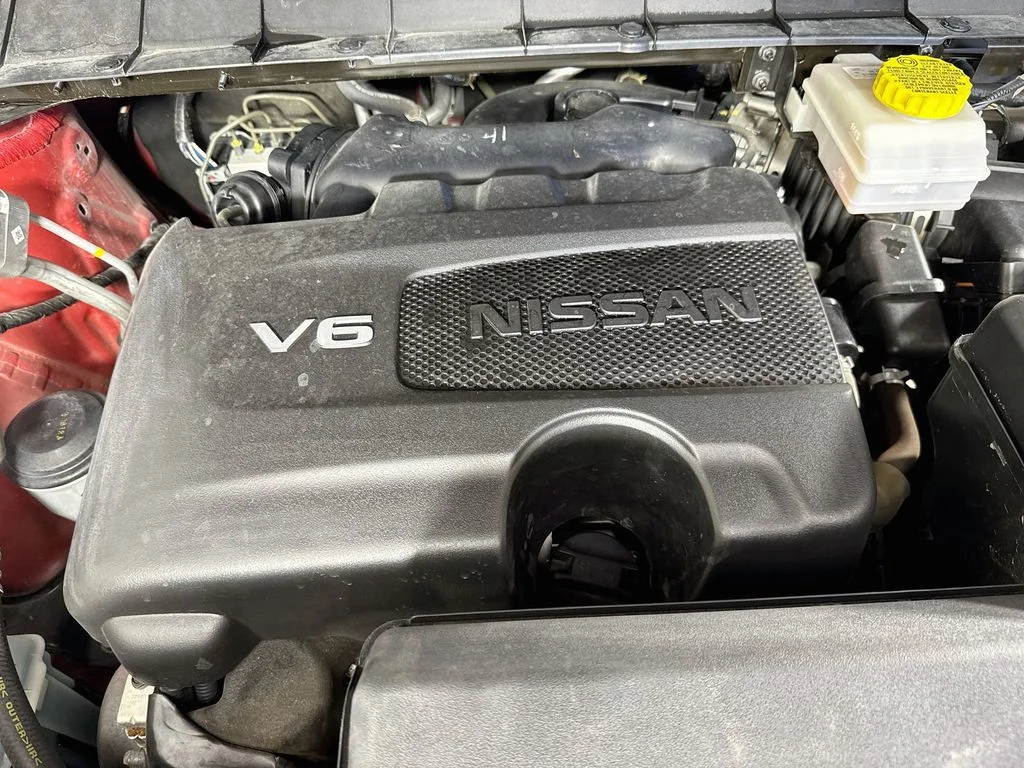 Used 2024 Red Nissan SL image 41