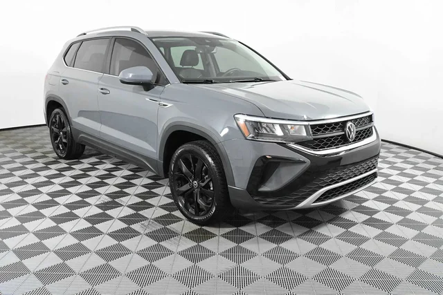 2024 Volkswagen Taos SE
