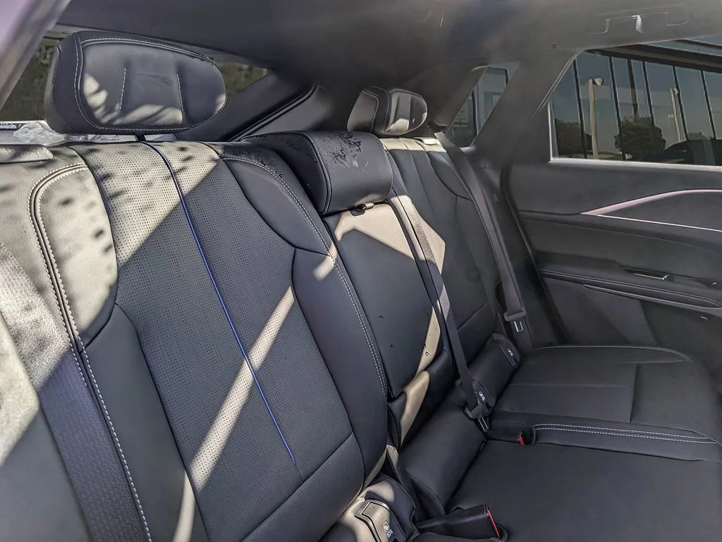 2025 Cadillac LYRIQ Sport 1 - Photo 13