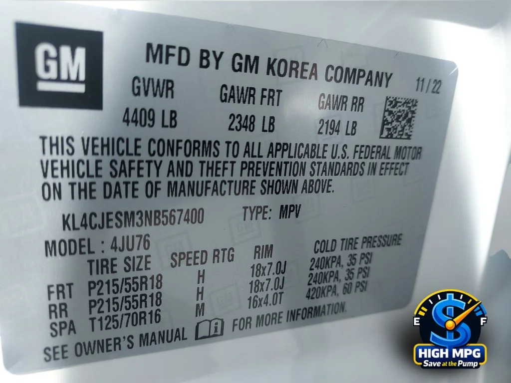 Used 2022 White Buick Preferred image 32