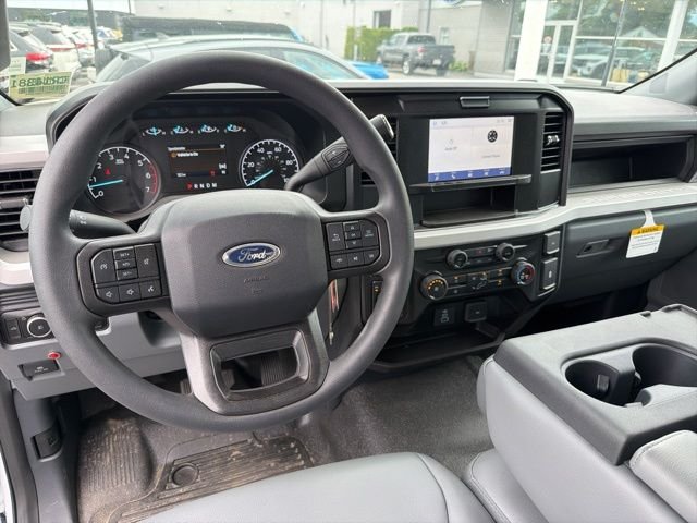 New 2026 Oxford White Ford F-350® XL image 9
