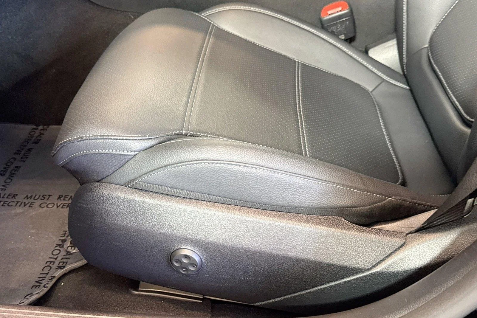 Used 2023 Black Mercedes-Benz C 300 image 18