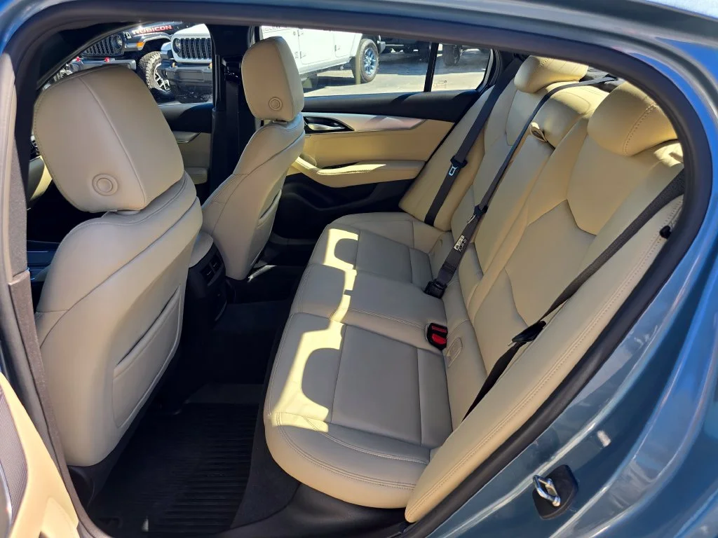 Used 2023 Black Cadillac Luxury image 10