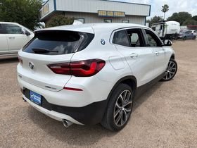 Used 2022 White Metallic BMW sDrive28i image 5