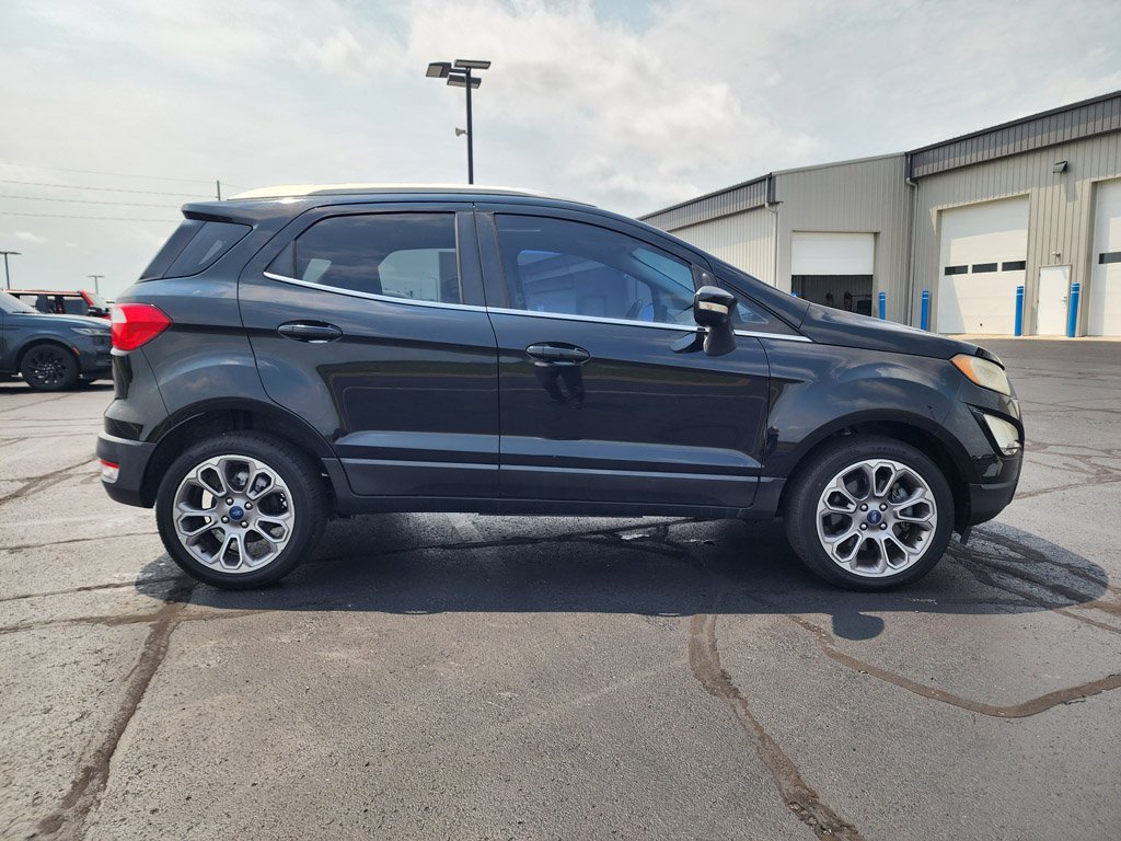 Used 2018 Shadow Black Ford Titanium image 3