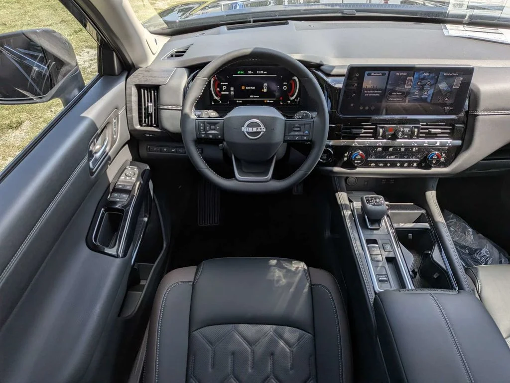 New 2026 Black Nissan Platinum image 15