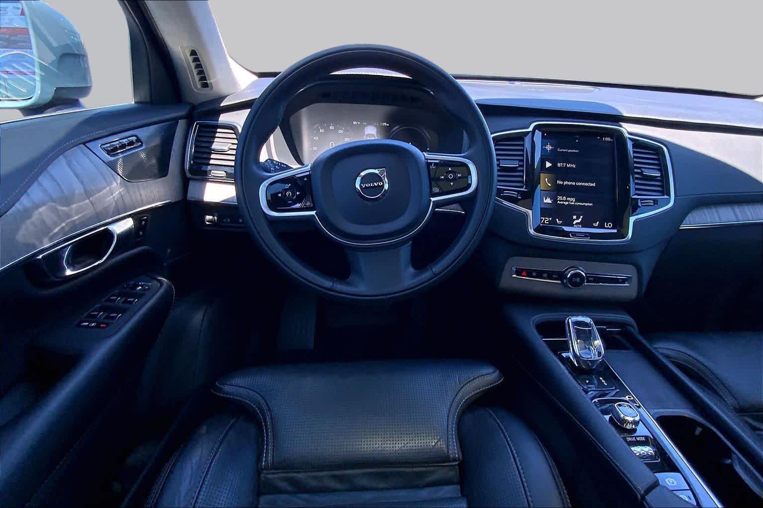 Pre-Owned 2021 Volvo XC90 Inscription