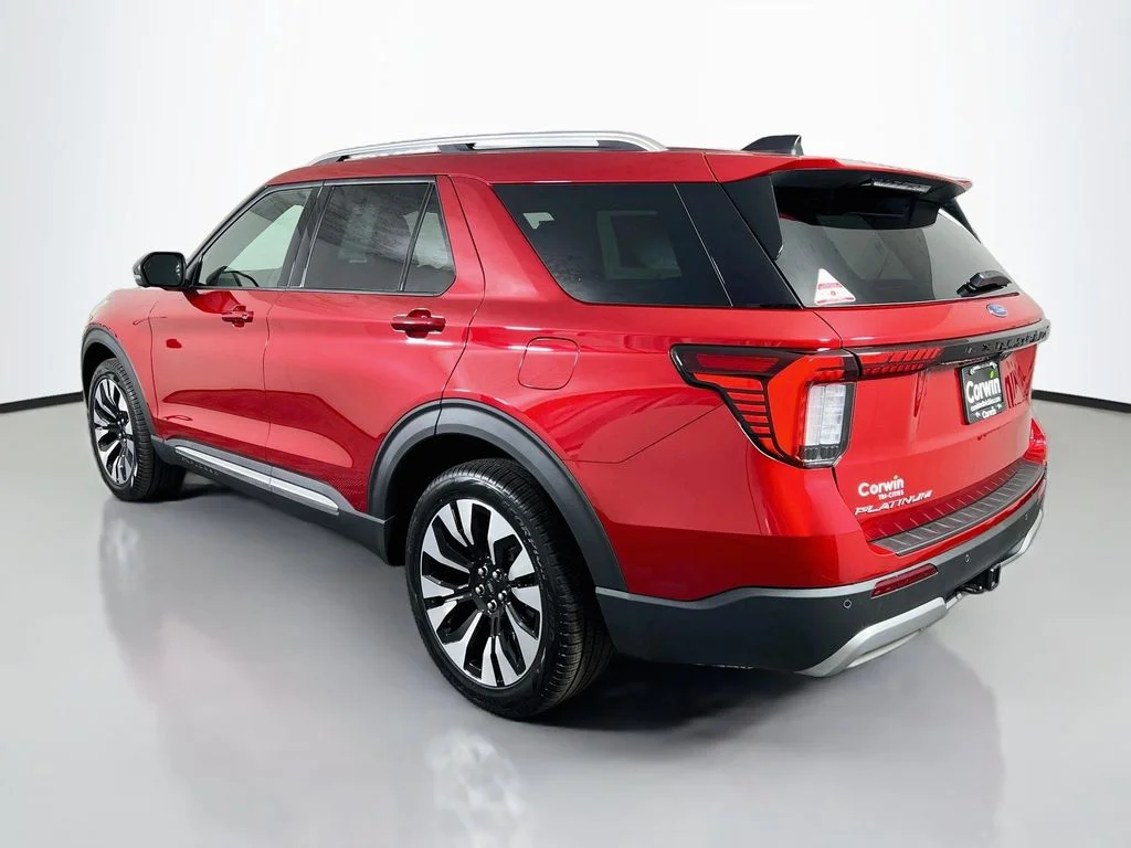 New 2026 Rapid Red Metallic Tinted Clearcoat Ford Platinum image 11