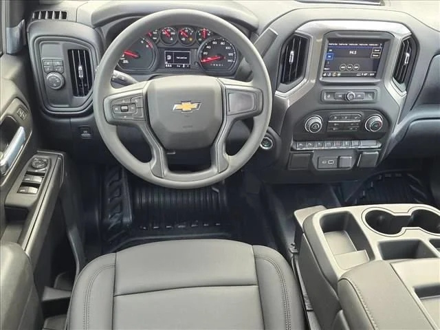 New 2026 Summit White Chevrolet WT image 17