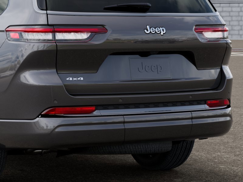 New 2026 Baltic Gray Metallic Clear-Coat Exterior Paint Jeep Limited image 13