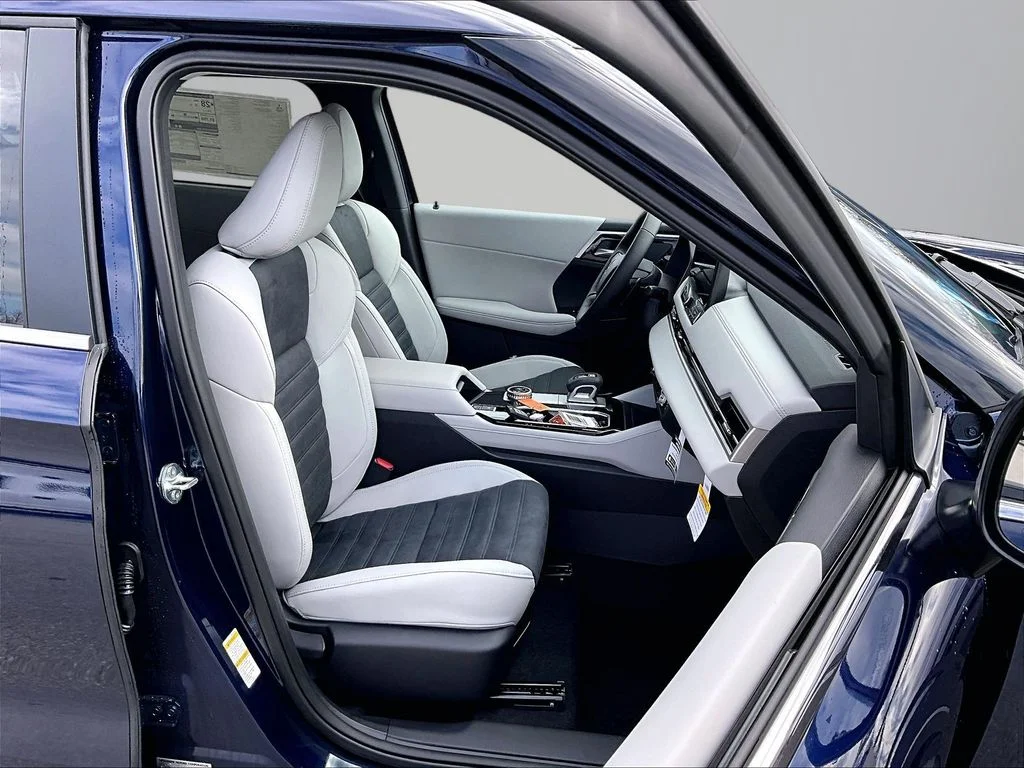 New 2026 Blue Mitsubishi SE 1.5T 2WD image 11