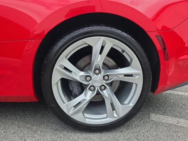Used 2019 Red Chevrolet SS image 35