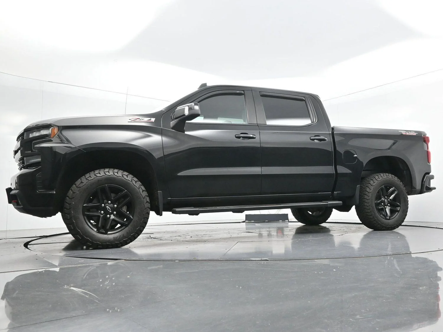 Used 2020 Black Chevrolet LT Trail Boss image 45
