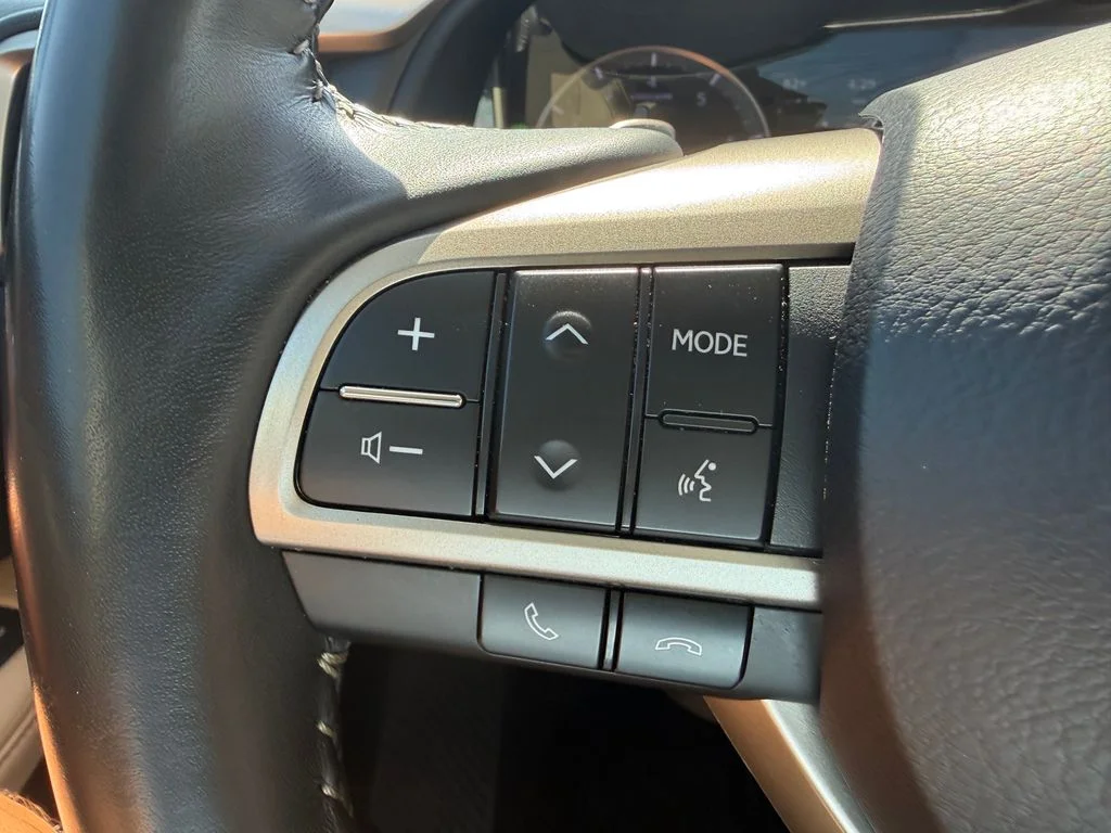 Used 2021 Black Lexus 350 image 18