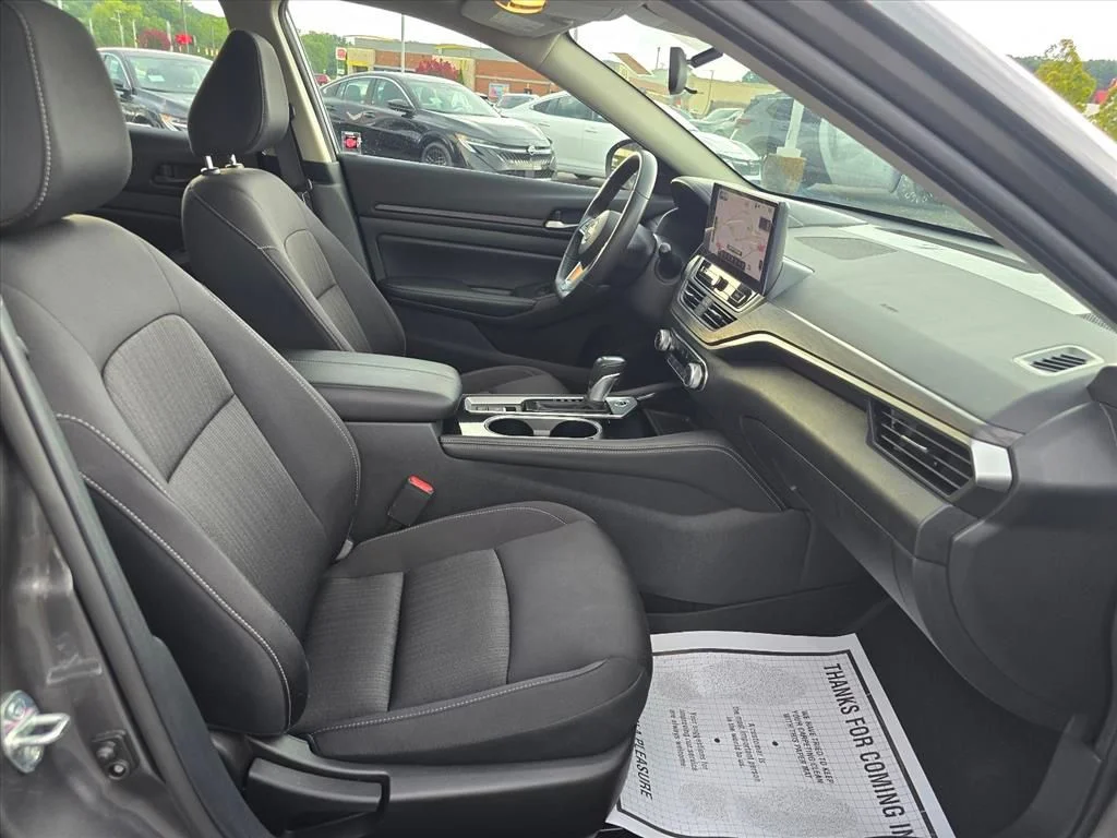 Used 2024 Gray Nissan 2.5 SV image 15