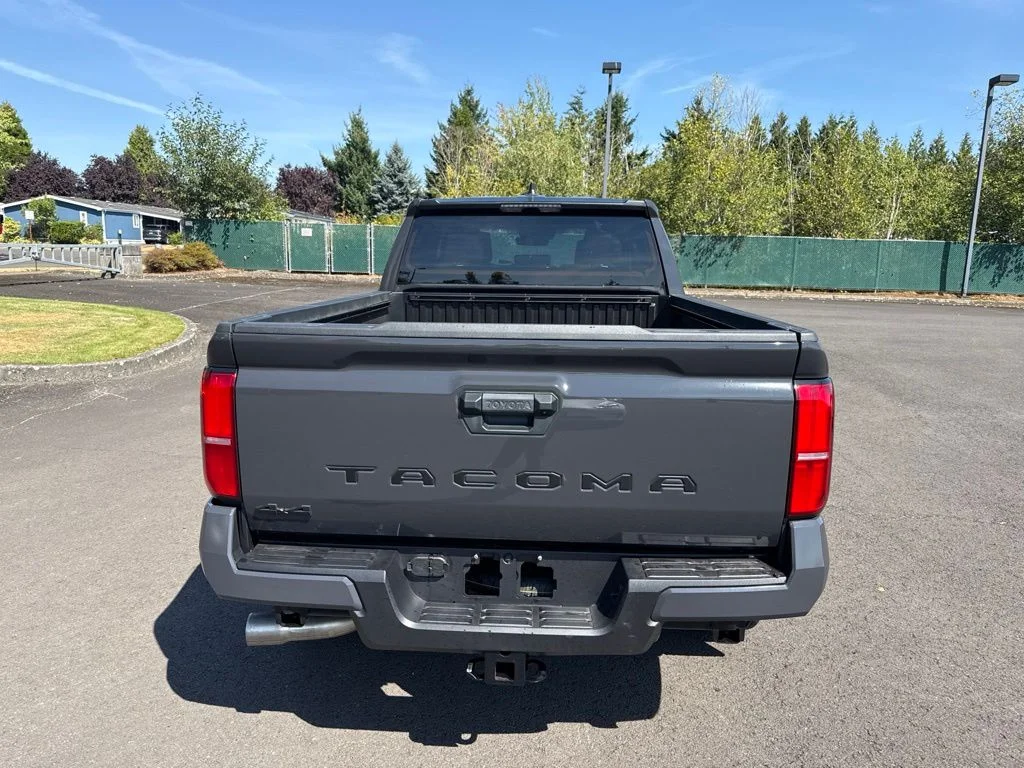 Used 2026 Underground Toyota SR5 image 6