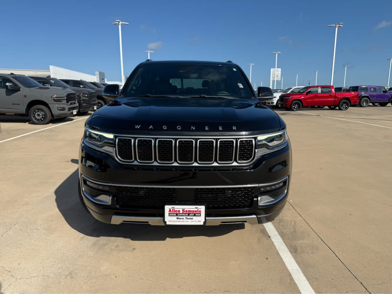 Certified Used 2022 Diamond Black Crystal Pearlcoat Jeep Series III image 3