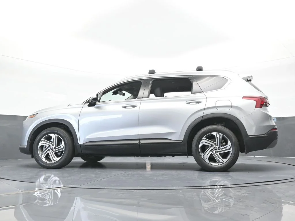Used 2023 Shimmering Silver Pearl Hyundai SEL image 55