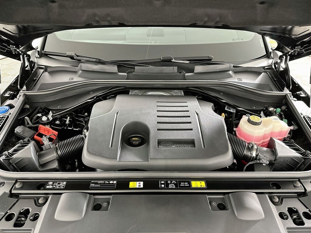 New 2027 Santorini Black LAND ROVER  image 30
