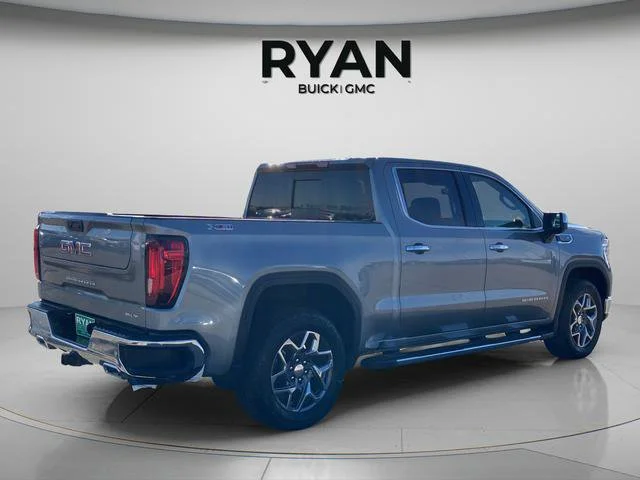 2026 GMC Sierra 1500 SLT - Photo 9