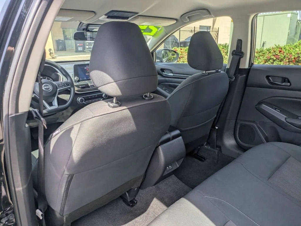 Used 2025 Black Nissan 2.5 SV image 25