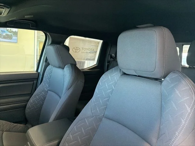 2026 Toyota Tacoma SR5 - Photo 12