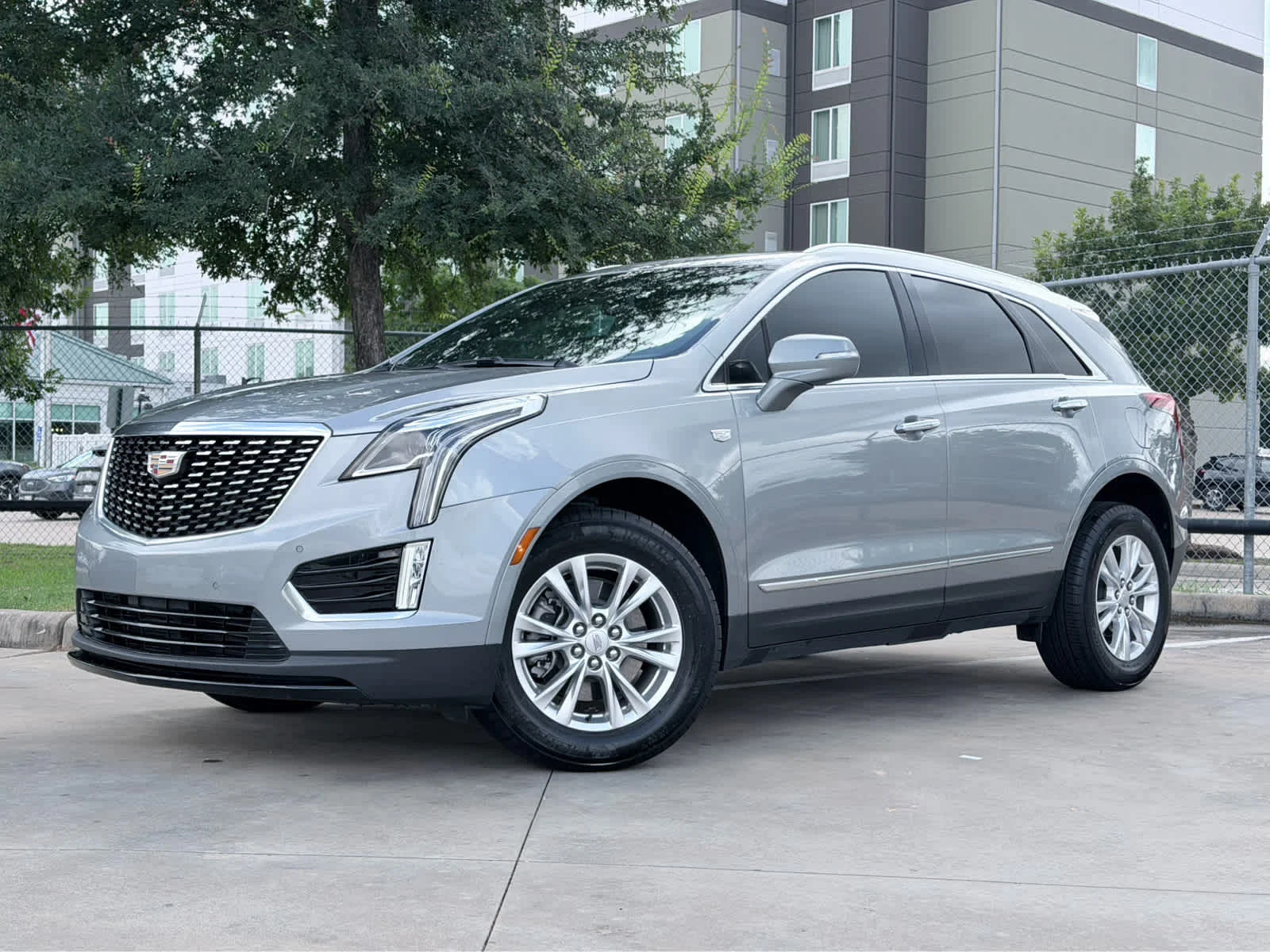 Used 2025 Argent Silver Metallic Cadillac Luxury image 2