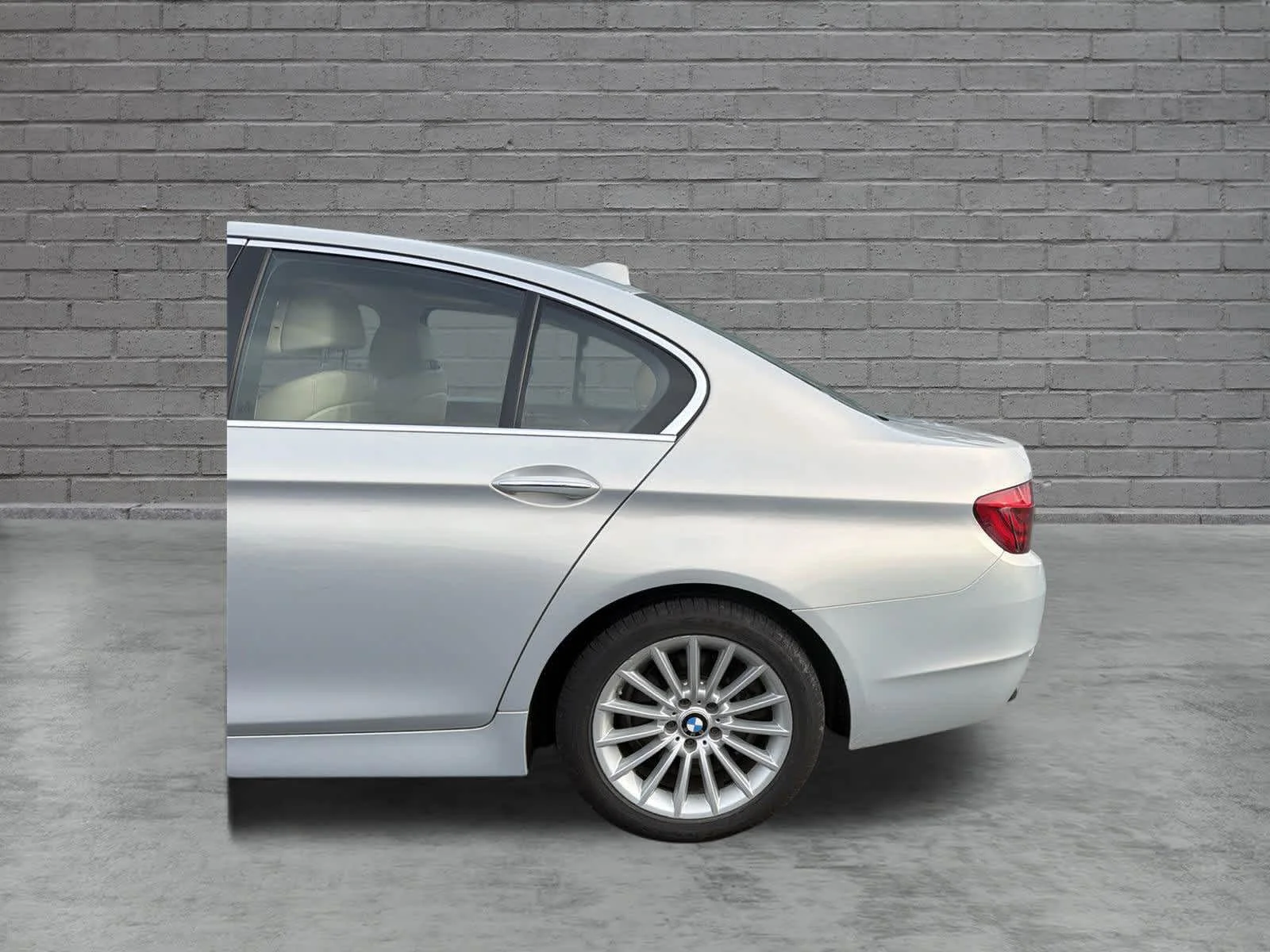 Used 2013 Silver BMW 535i xDrive image 6