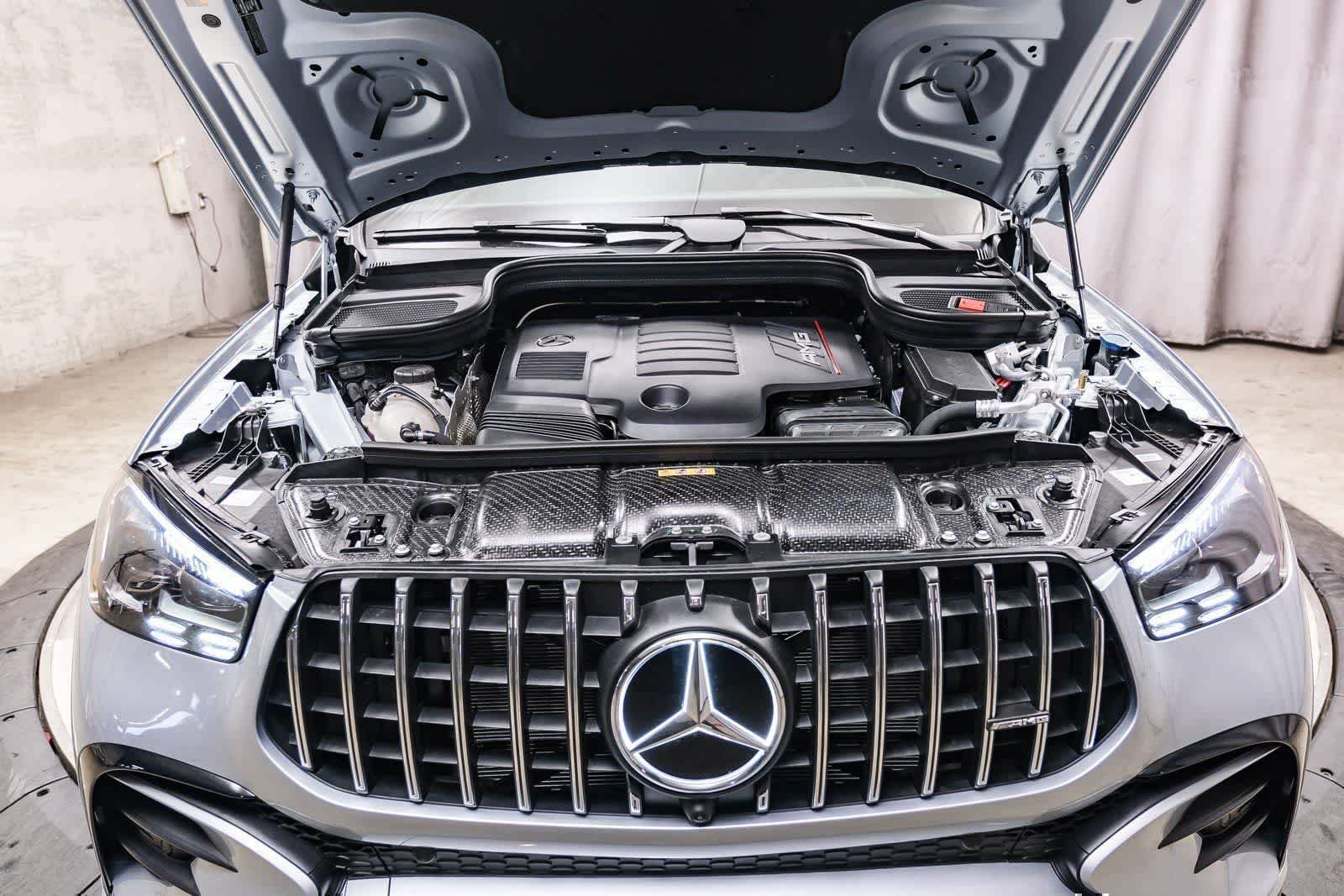 Nuevo Mercedes-Benz AMG® GLE 53 4MATIC+ SUV 2026 en color Cirrus Silver Metallic, imagen 29.