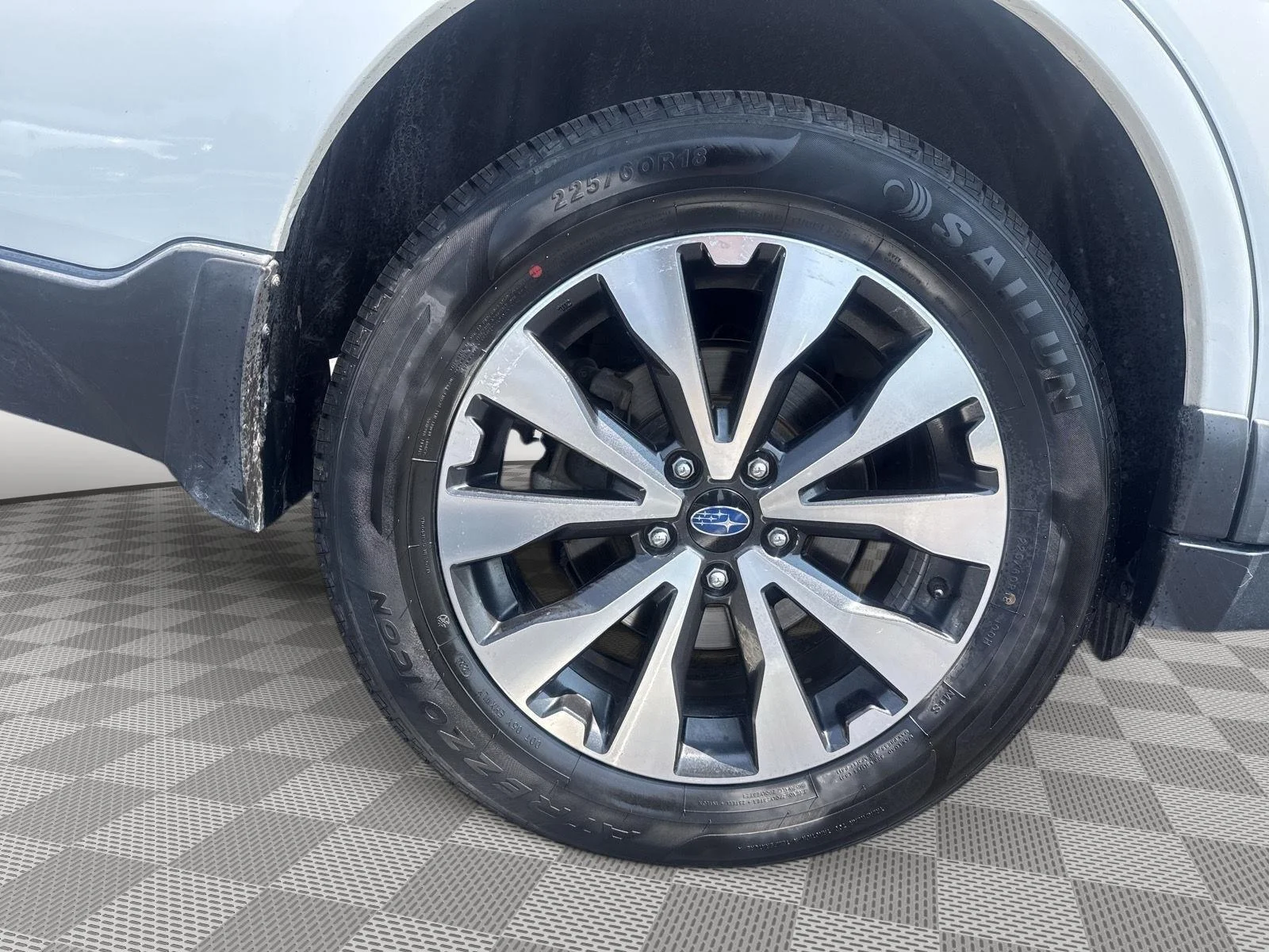 Used 2017 Crystal White Pearl Subaru Limited image 14