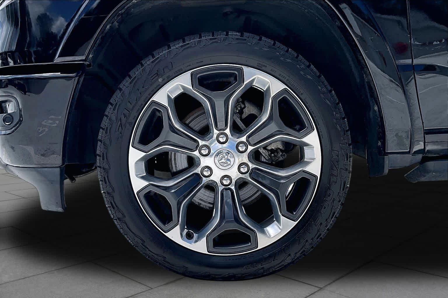 Used 2020 Diamond Black Crystal Pearlcoat Ram Limited image 10