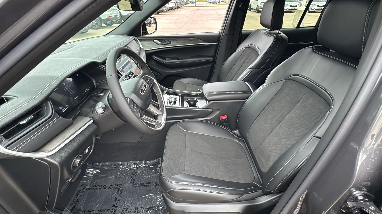 New 2026 Baltic Gray Metallic Clear-Coat Exterior Paint Jeep Altitude image 19