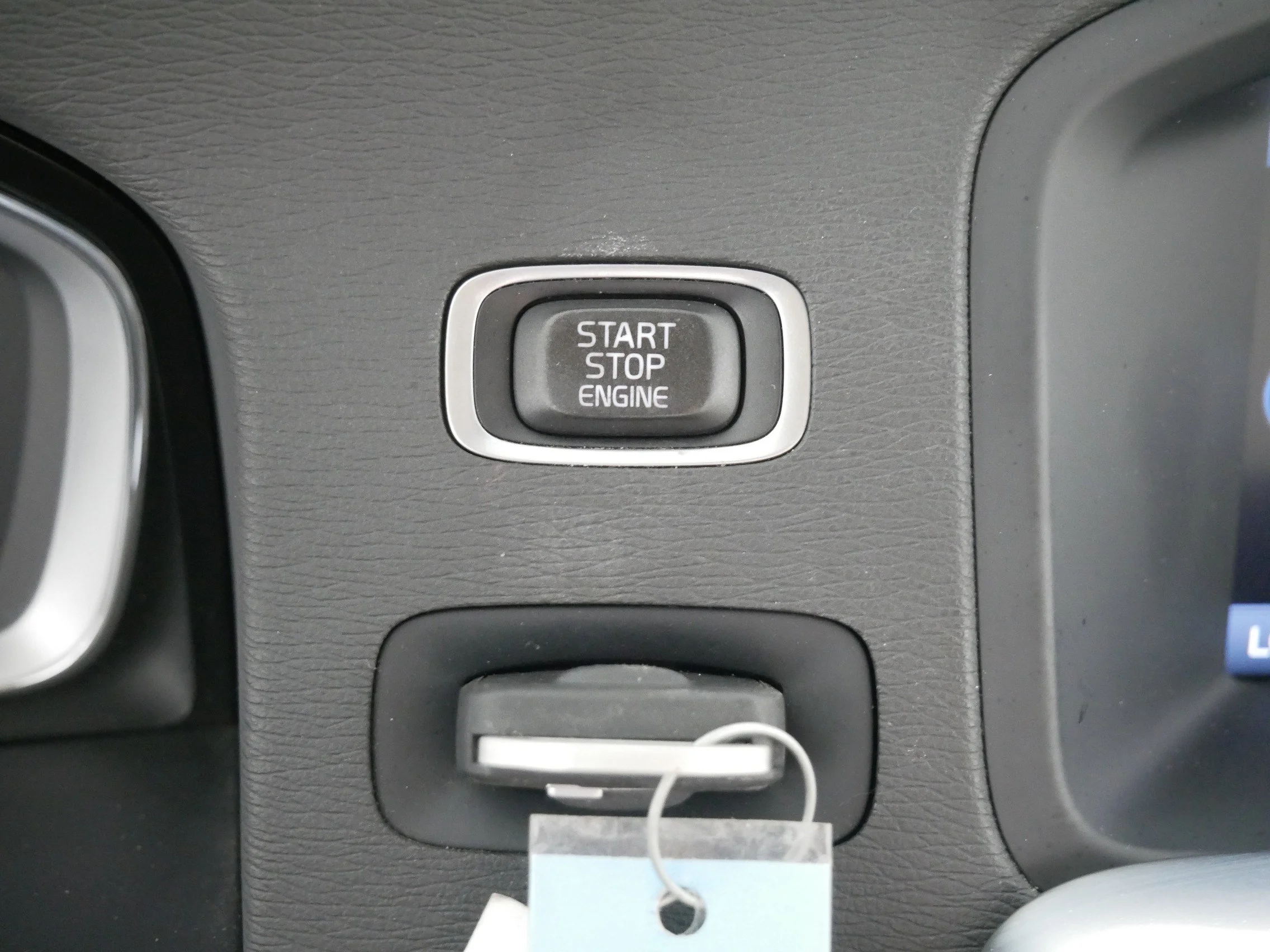 Used 2014 Seashell Metallic Volvo T5 image 33