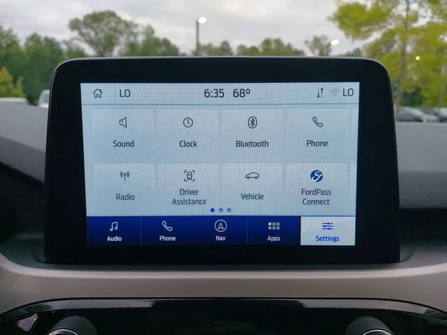Used 2022 Blue Ford SE image 20