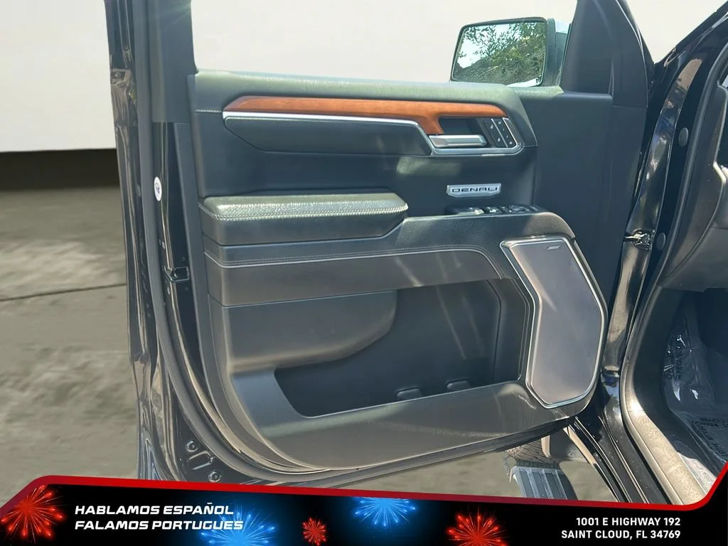 Used 2023 Onyx Black GMC Denali image 10