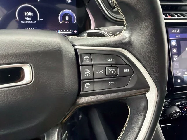 Used 2021 Black Jeep Altitude image 15
