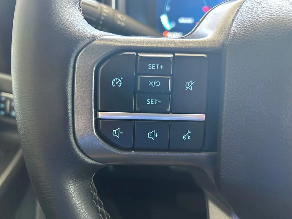 Used 2025 White Ford XL image 49