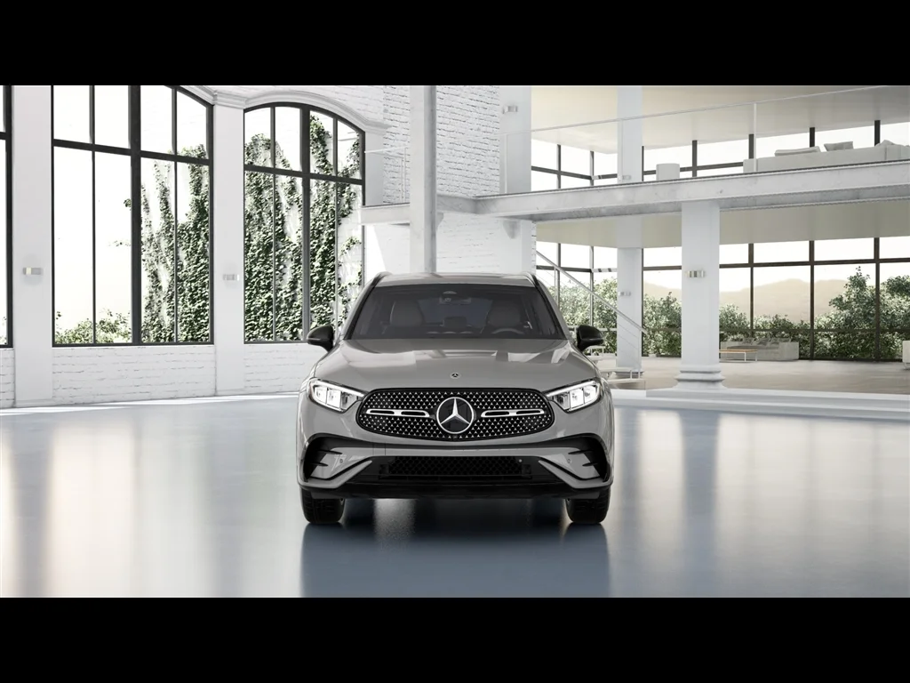 New 2026 Manufaktur Alpine Grey Mercedes-Benz GLC 300 4MATIC® image 2