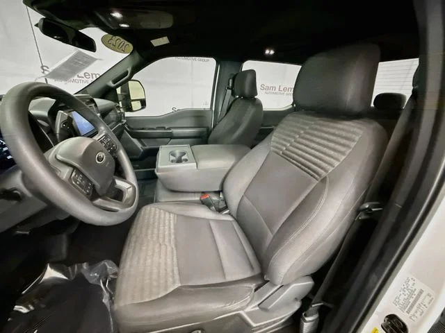 Used 2023 Oxford White Ford XL image 20