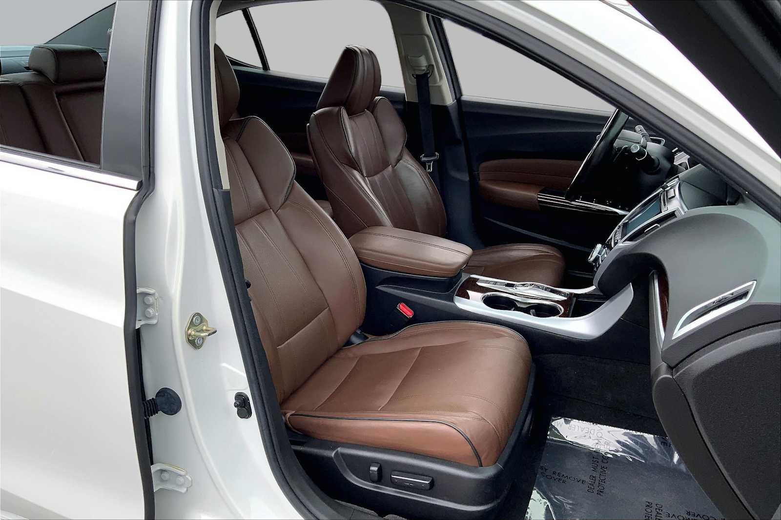Used 2020 Platinum White Pearl Acura w/Technology Pkg image 8