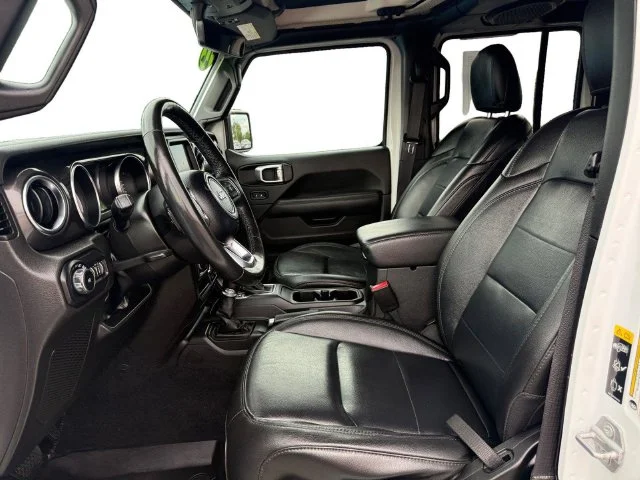 Used 2022 Bright White Clearcoat Jeep Unlimited Sahara Altitude image 11