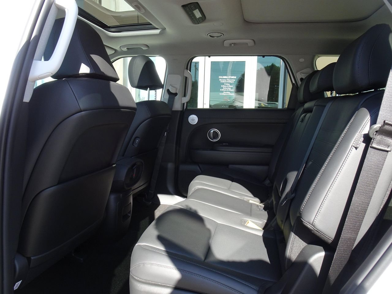 New 2027 White Hyundai Limited 8P image 17
