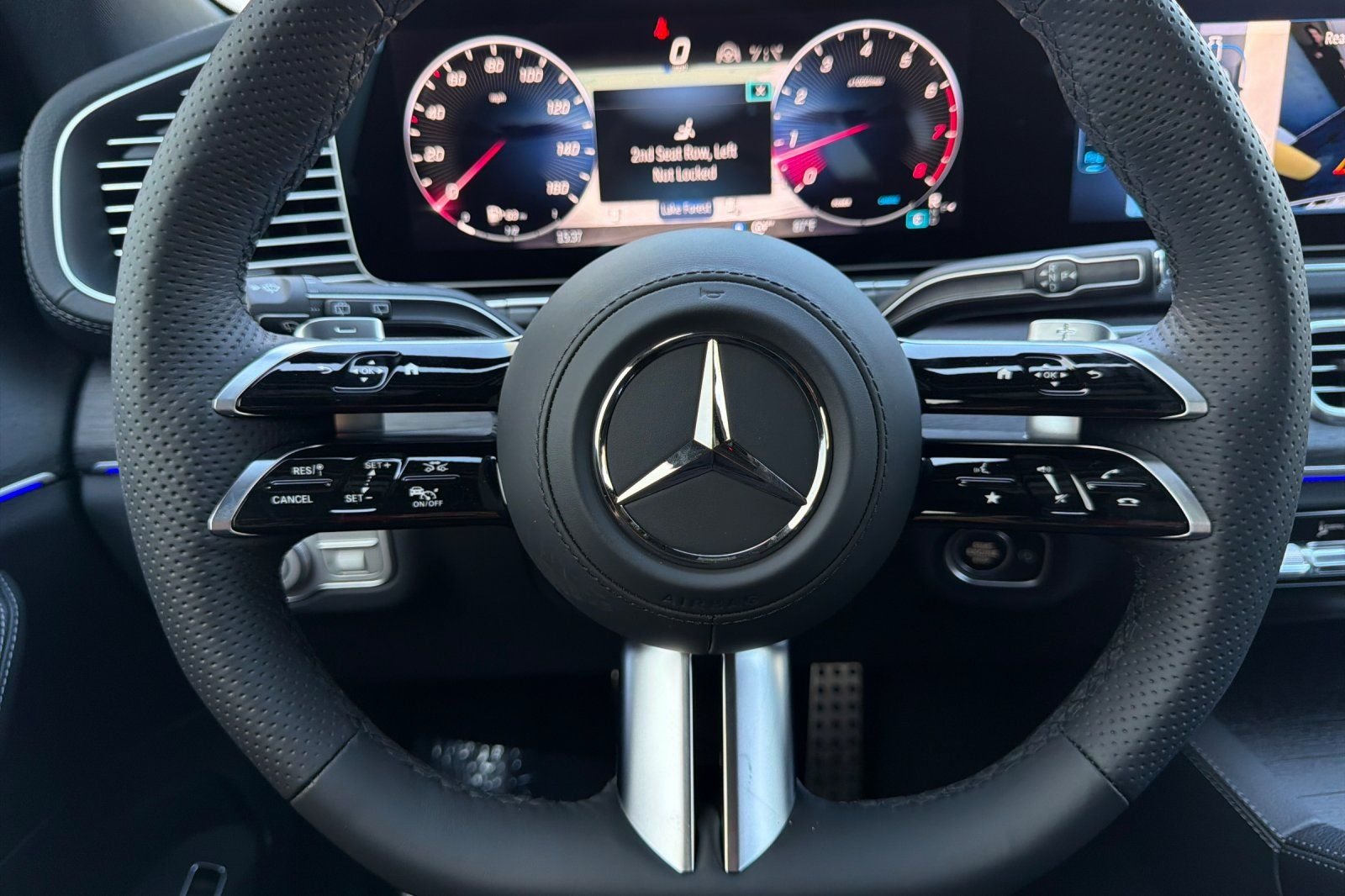 New 2026 Polar White Mercedes-Benz GLS 450 image 23