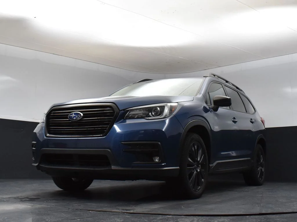 Used 2022 Blue Subaru Onyx Edition image 12