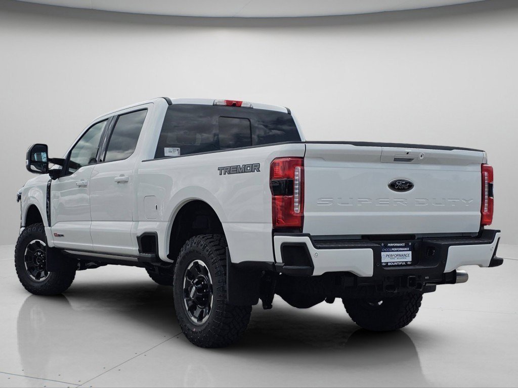 New 2026 Star White Metallic Tri-Coat Ford King Ranch image 24