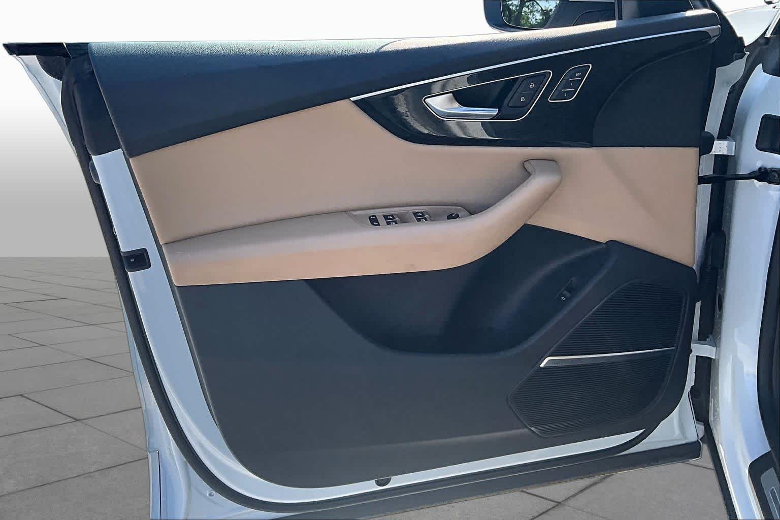 Used 2019 Glacier White Metallic Audi Prestige image 22