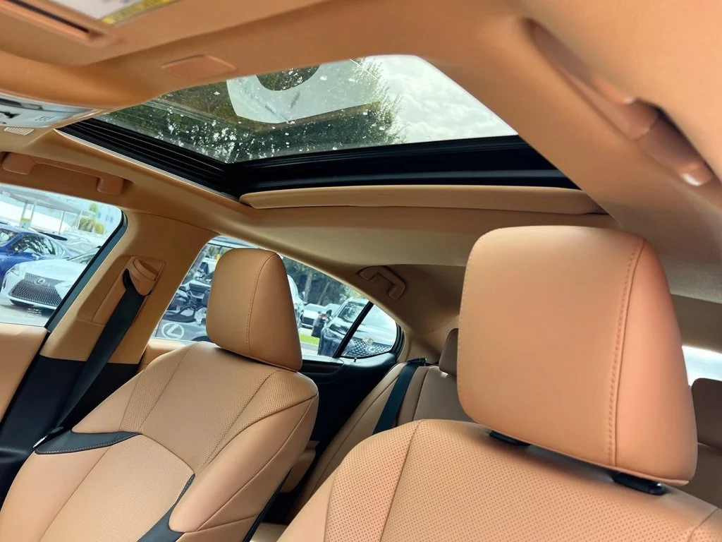Certified Used 2025 CAVIAR Lexus 350 image 18