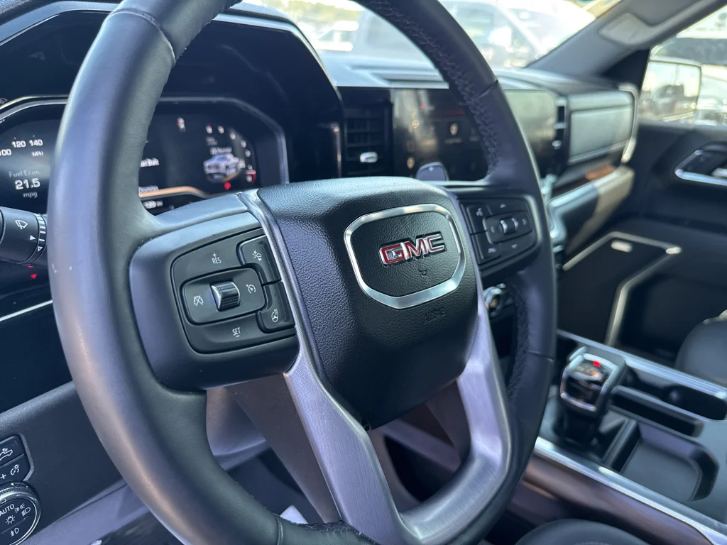 Certified Used 2024 Onyx Black GMC SLT image 16